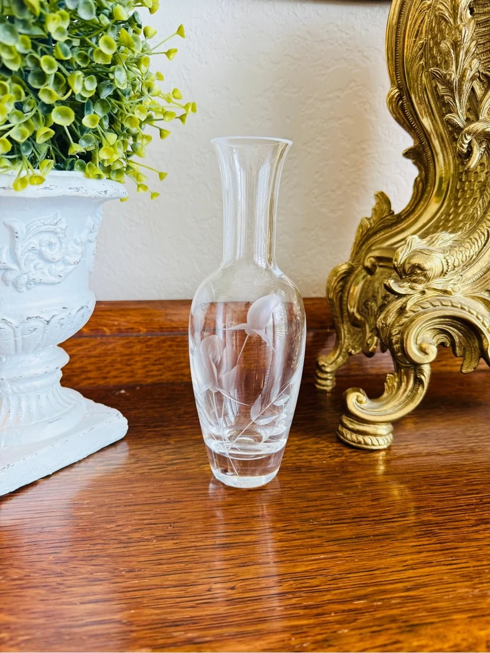 Lenox Etched Crystal Bud Vase – Elegant 7.5” Floral Design